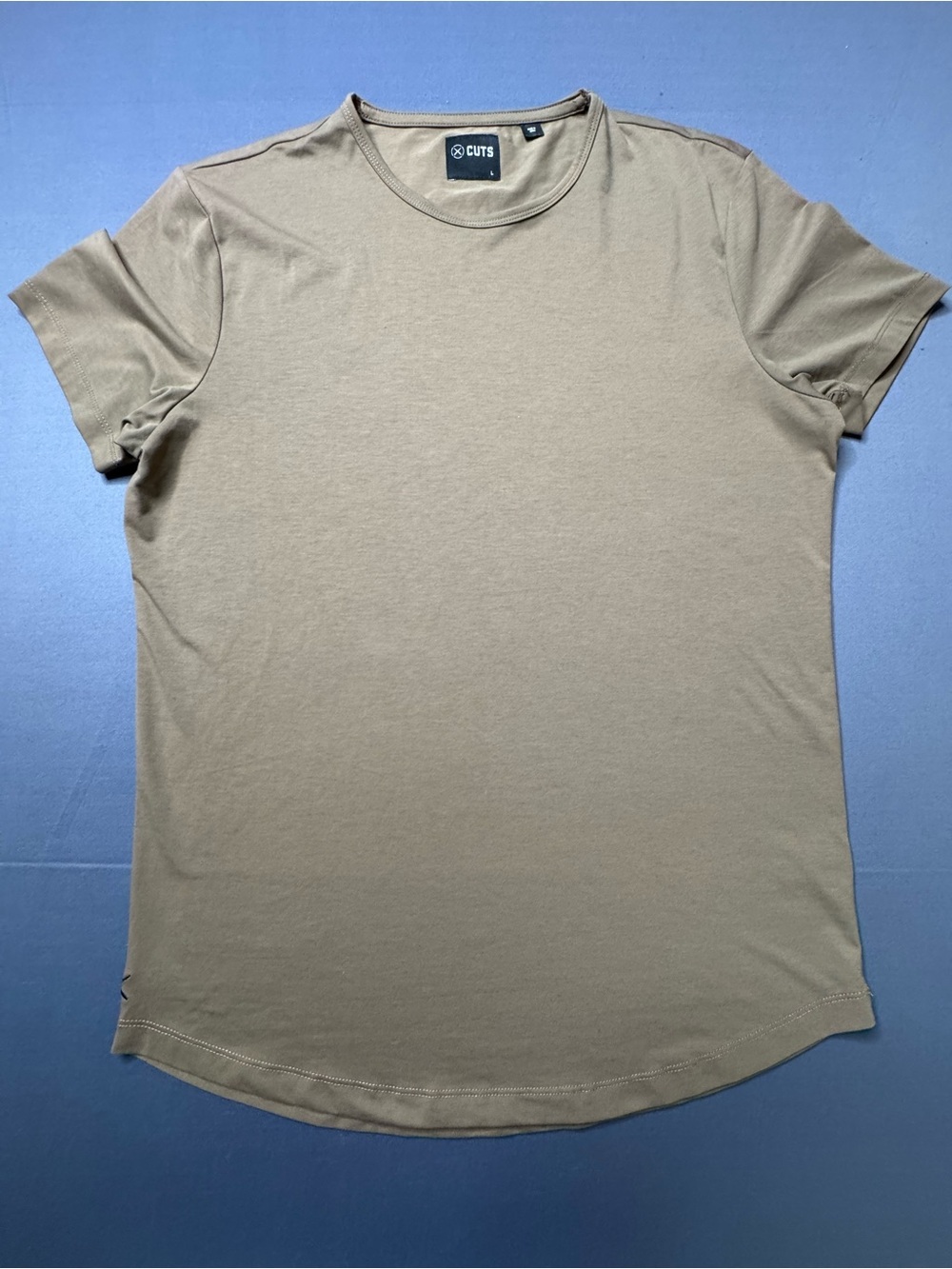 Cuts Shirt Mens L Brown Curve Hem Performance Gym Workout Basic Crew Neck #1257
